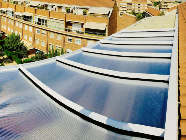 Venta e instalación de techos móviles para terrazas