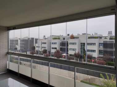 cortina cristal abatible