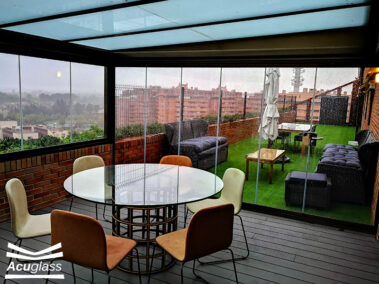 Techo fijo en terraza ático en Zaragoza